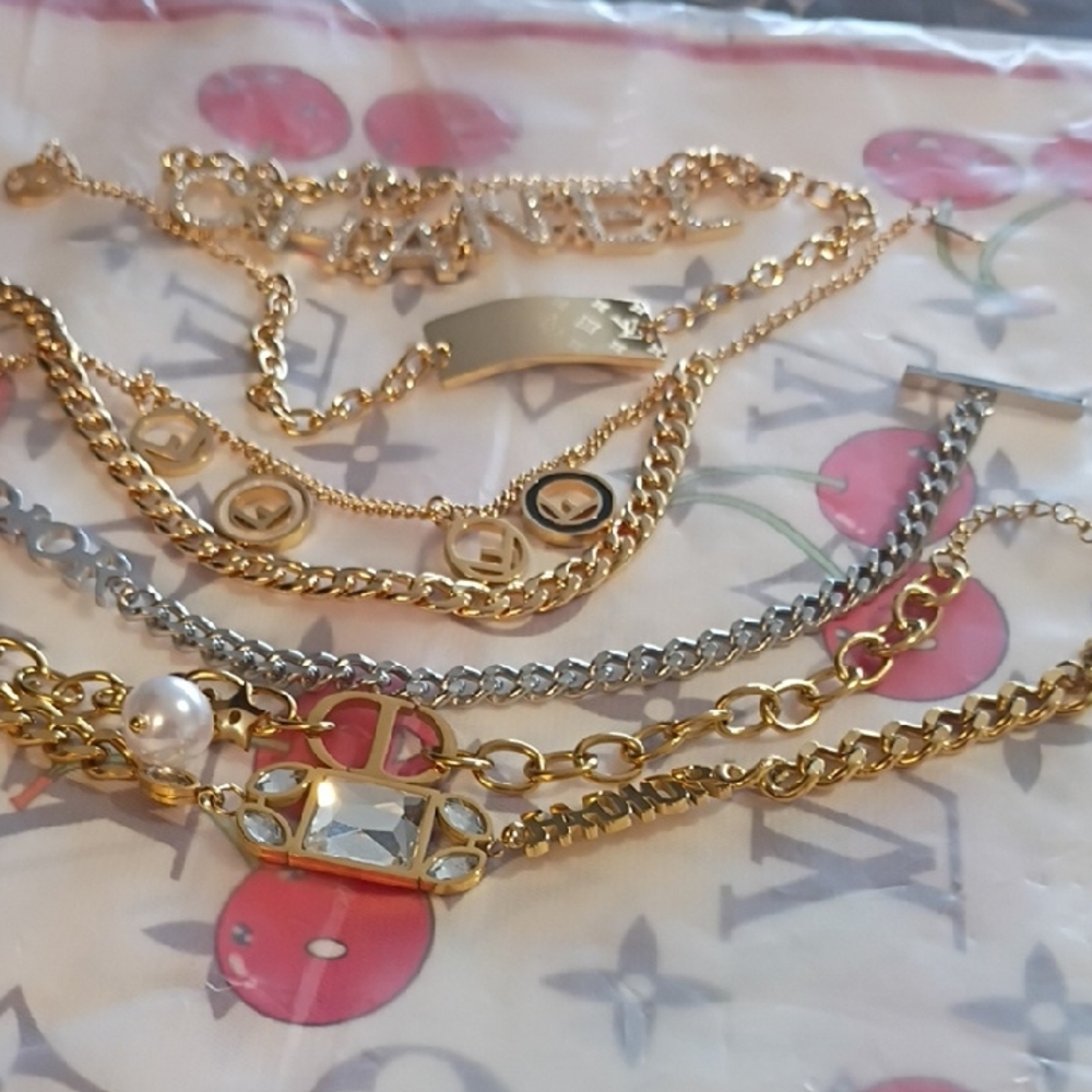 Elegant Gold and Silver Women's Bracelet Set( 6 Piece Anti Tarnish